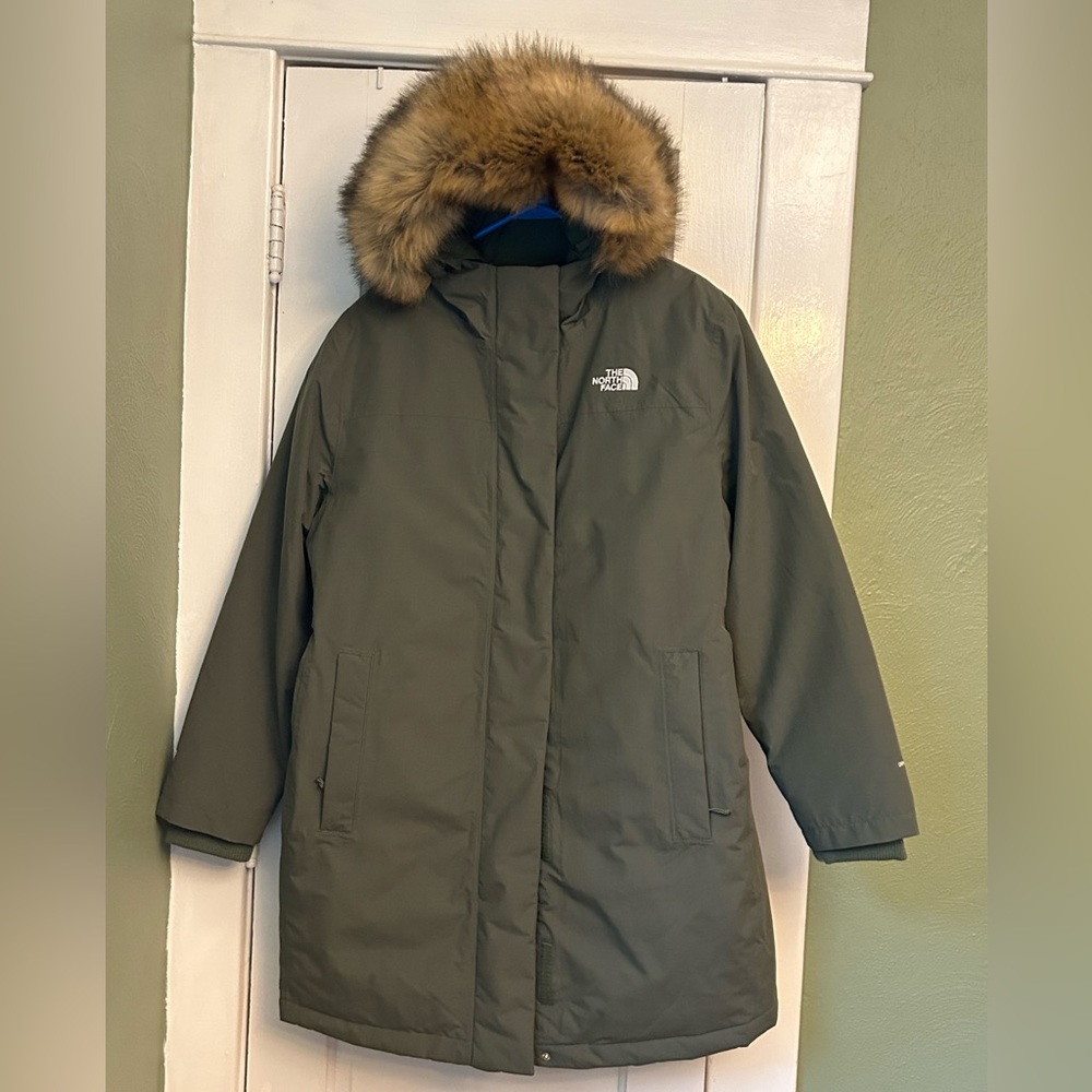 EUC The North Face Women’s Plus Arctic Green Parka Size 2X Fall’22